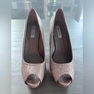 Jennifer Lopez size 9.5 stilettos rose/mauve color